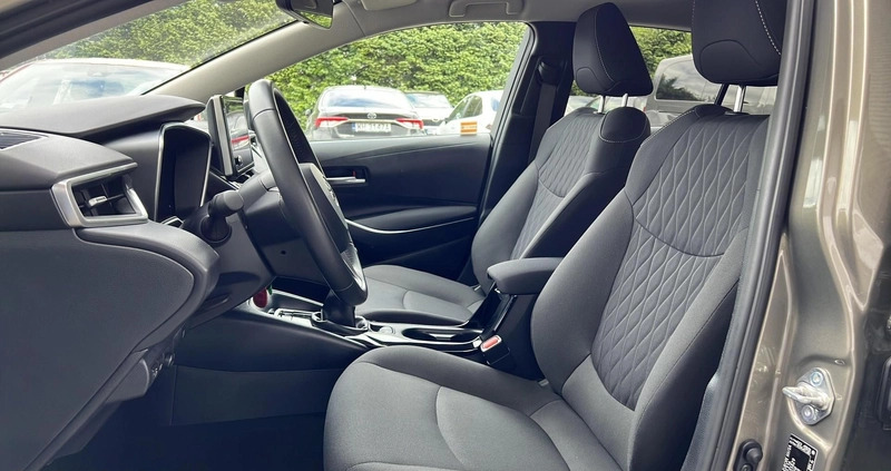 Toyota Corolla cena 94900 przebieg: 16606, rok produkcji 2022 z Łaskarzew małe 154